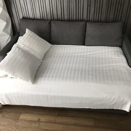 Les Paris Apartment Clichy
